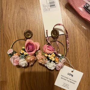 Lova by VL floral earrings